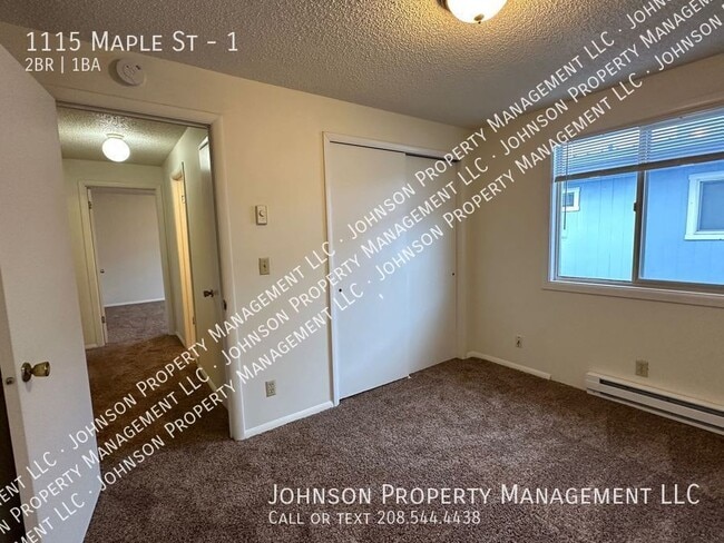 Foto del edificio - 1115 Maple St