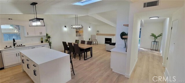 Foto del edificio - 821 N Mountain View Pl