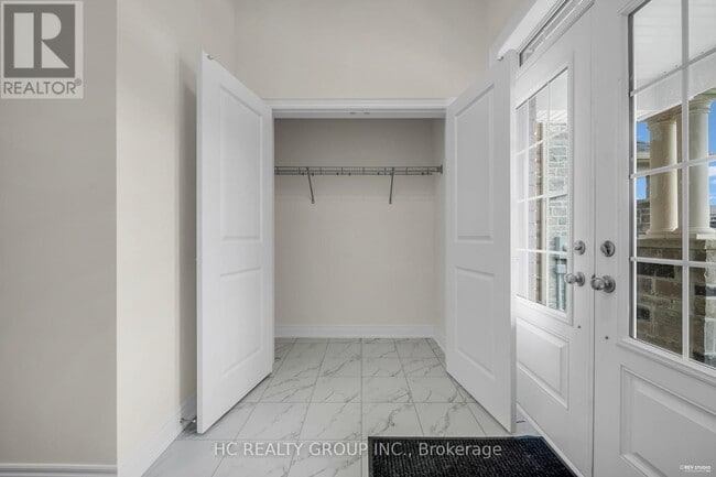 Building Photo - 2910 Grindstone Cres