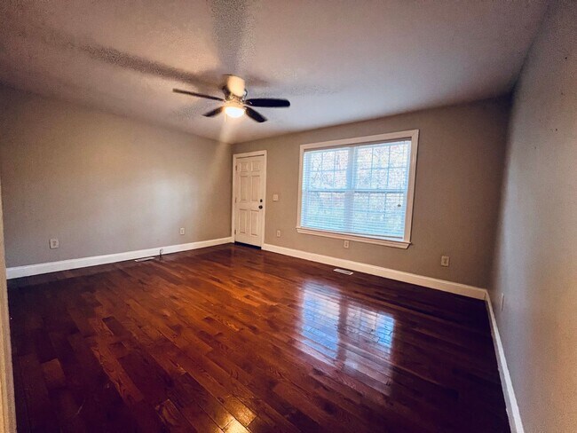 Building Photo - 538 Gadd Rd