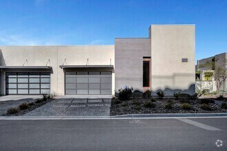 Building Photo - 658 Scenic Cliff Dr