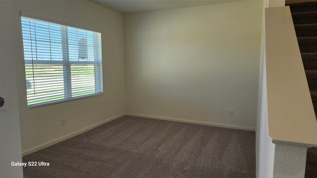 Building Photo - 27215 Blue Pool Dr