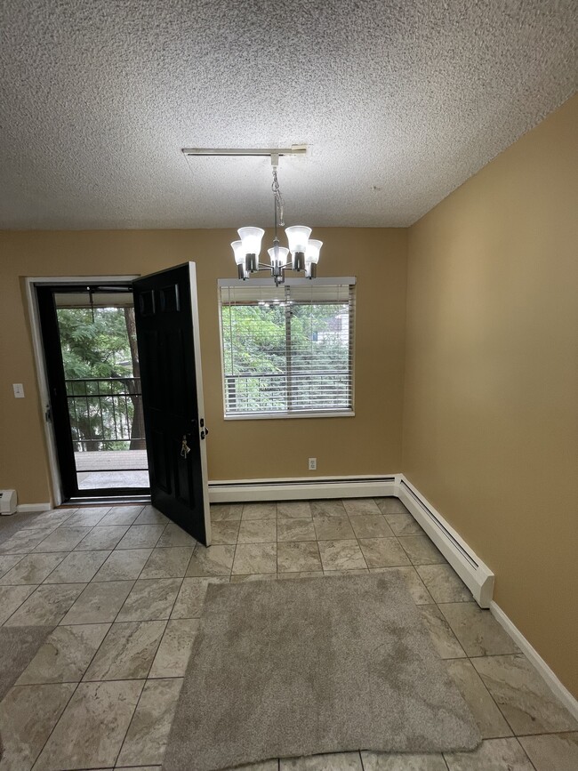 Dining Room - 5770 E Warren Ave