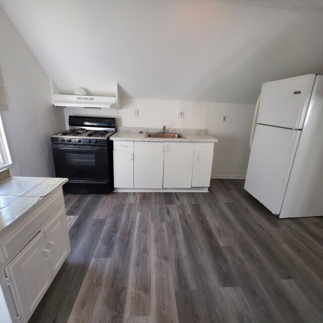 Foto del edificio - 3549-3549 Trent Ave
