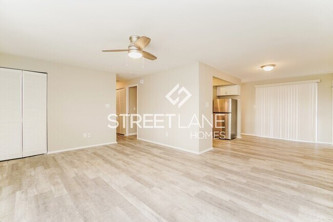 Foto del edificio - Charming 3 Bed 2 Bath Home Ready to Rent!
