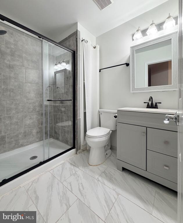 Foto del edificio - 6622 Frost Lake Ln