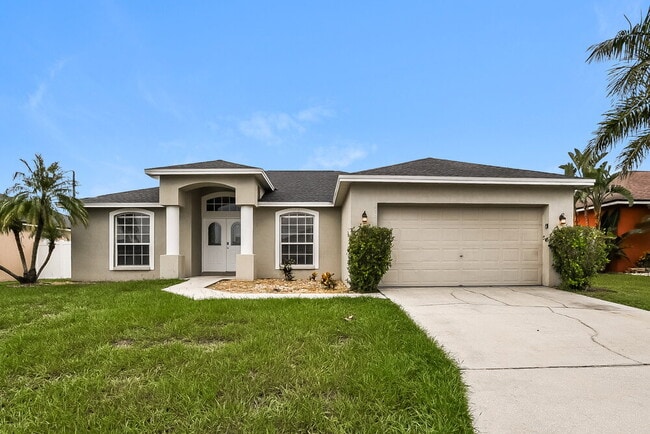 Building Photo - 7134 Summit Dr