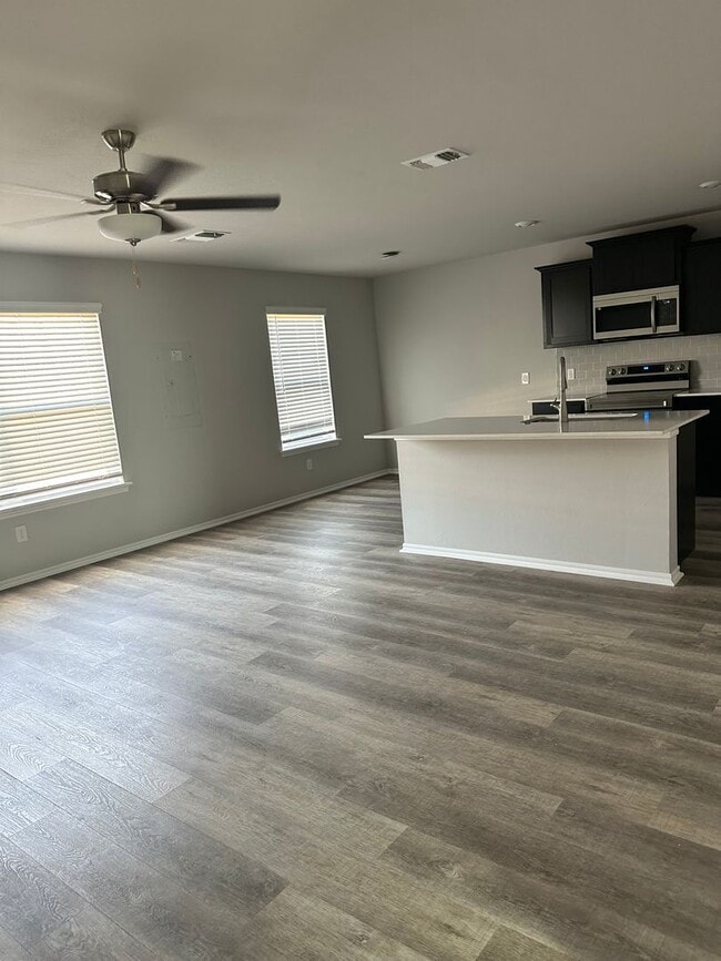 Photo - FIRST MONTH FREE! House