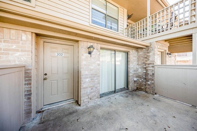 Building Photo - 2711 Grants Lake Blvd
