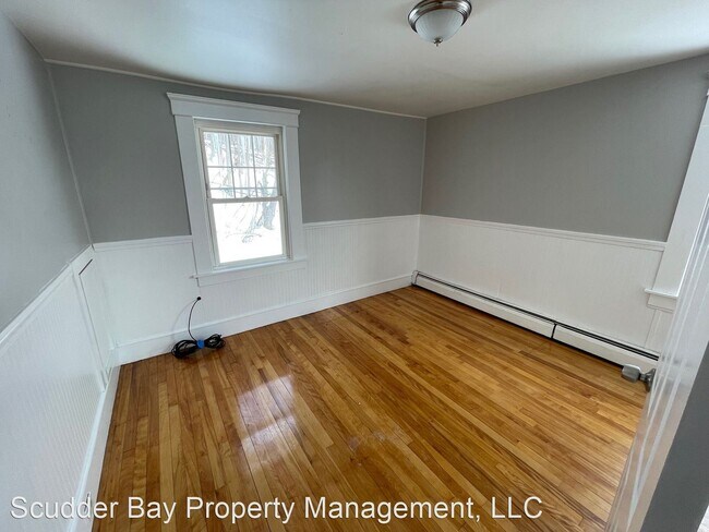 Foto del edificio - 3 br, 1.5 bath House - 22 Rob Roy Rd.