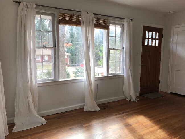 living room - 4232 Timber Valley Ct