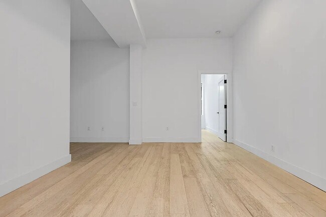 Foto del edificio - 245 Eldridge St