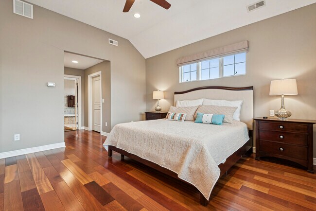 Building Photo - 7515 Fremont Ave