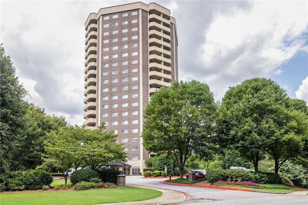 Foto principal - 1501 Clairmont Rd