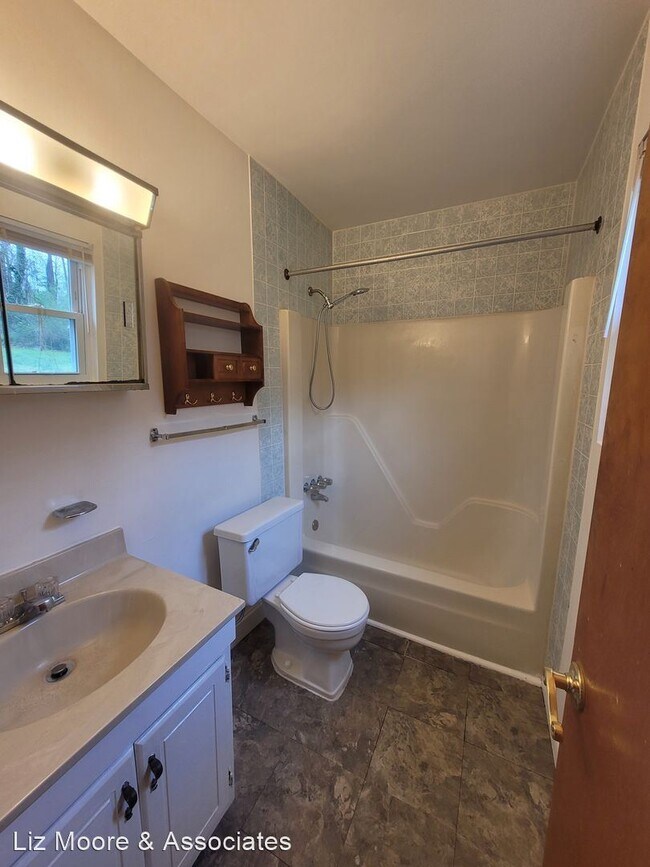 Building Photo - 3 br, 2 bath House - 7080 Margaret Drive