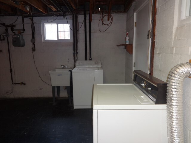 Foto del edificio - NICE  3BR RAMBLER CLOSE TO NIH