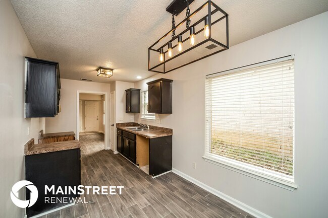 Building Photo - 9204 Lazzini Cove