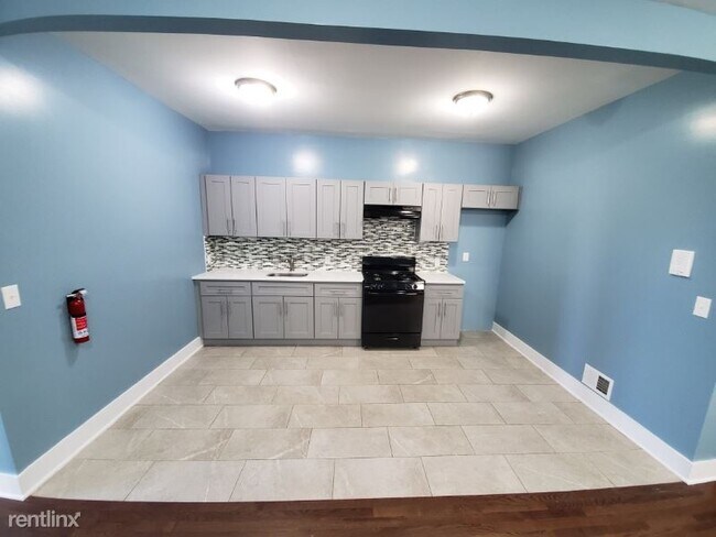 Foto del edificio - 156 Randolph Ave