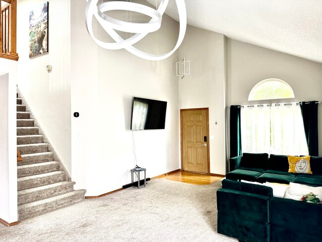 Foto del edificio - 2130 Silkwood Dr