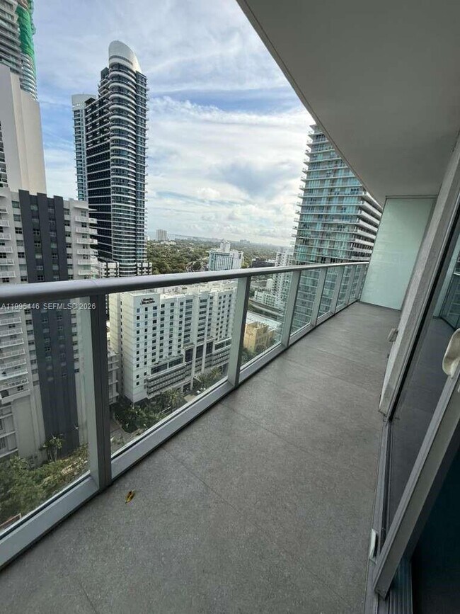 Foto del edificio - 1100 S Miami Ave