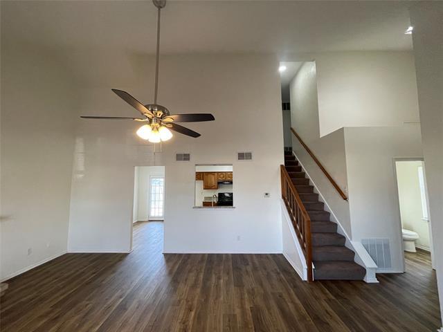 Foto del edificio - 1513 Liberty Ln