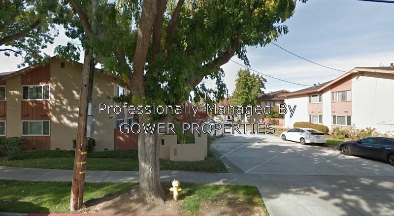 Primary Photo - 1367 Phelps Ave