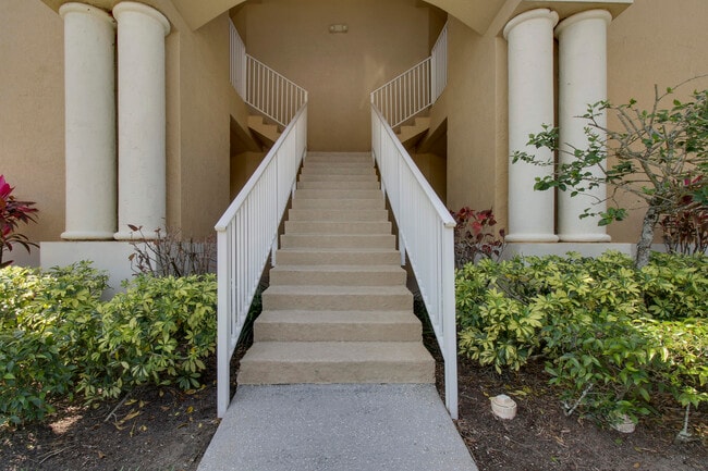 Building Photo - 8933 Sandshot Ct