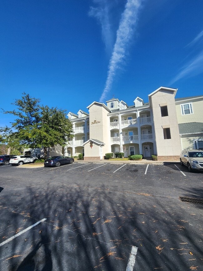 Building Photo - 1033 World Tour Blvd