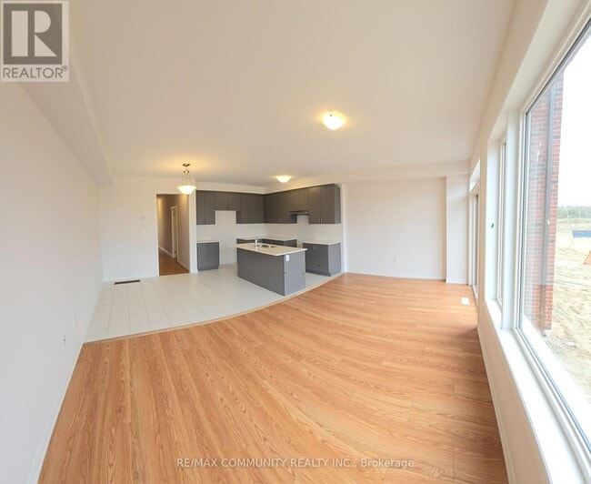 Building Photo - 751 Carpenter Trl