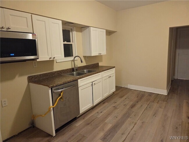 Foto del edificio - 24 Clay St