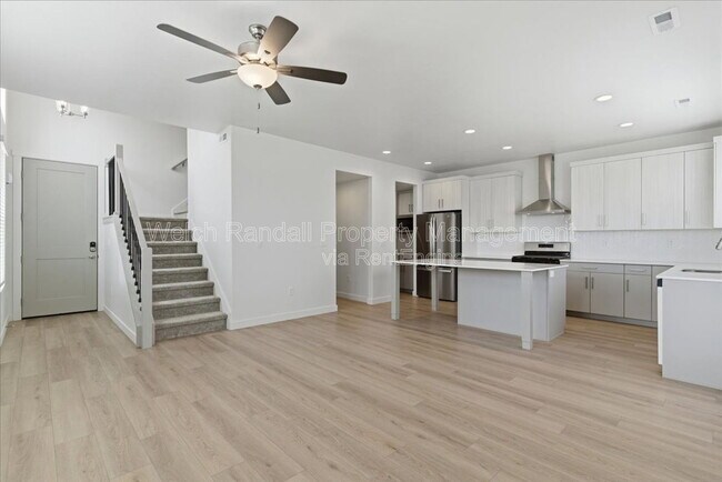 Foto del edificio - 3672 S 4525 W