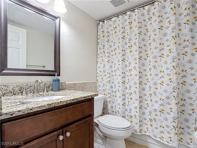 Foto del edificio - 729 Landover Ct