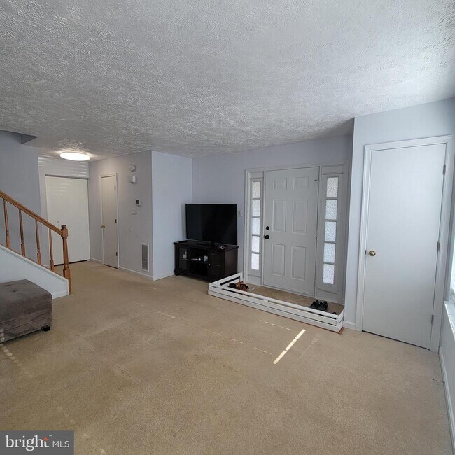 Building Photo - 13966 Big Yankee Ln