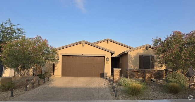 Building Photo - 1578 S 224th Ln