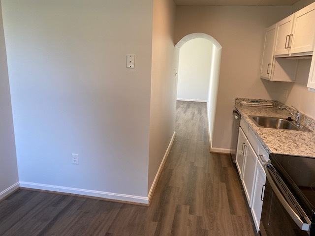 kitchen to living room view - 120 E 8th St