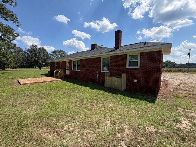 Foto del edificio - 3858 Neuse Rd