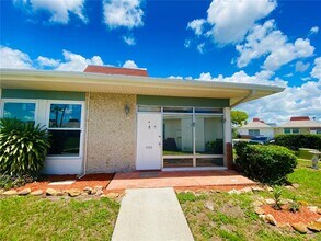 Building Photo - 4351 Tahitian Gardens Cir