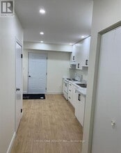 Building Photo - 18 Leggott Ave