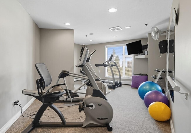 Building Photo - 110 Armistice Way