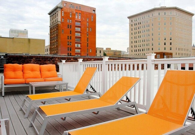 Photo - Shockoe Commons Apartments