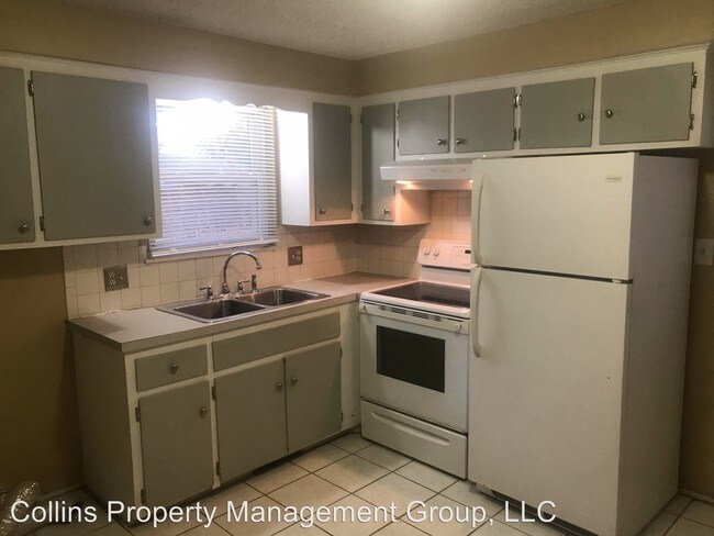 Building Photo - 3 br, 1 bath House - 1529 E Seminole
