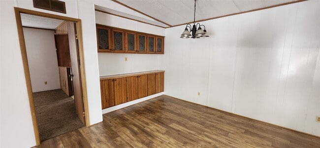 Building Photo - 125 Frank Cloud Rd