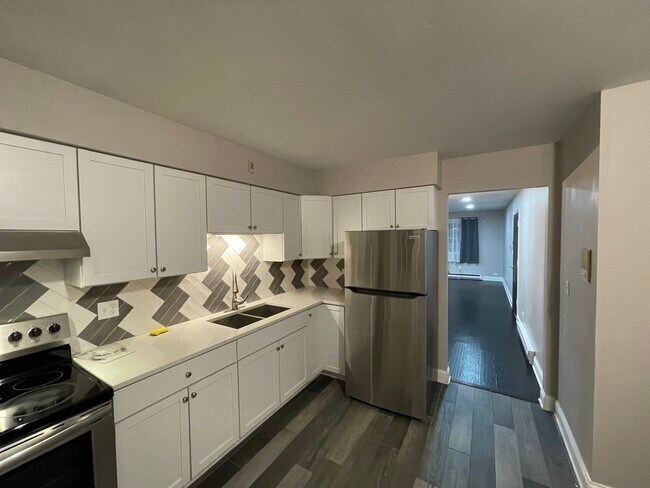 Foto del edificio - 397 Poplar Ave