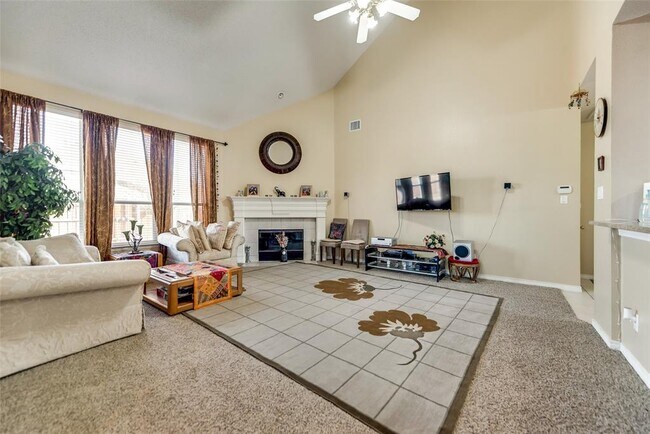 Building Photo - 8132 Bent Tree Springs Dr