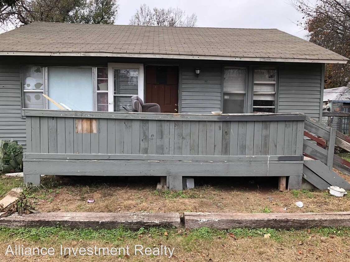 Primary Photo - 2 br, 1 bath House - 2909 N Trosper Dr