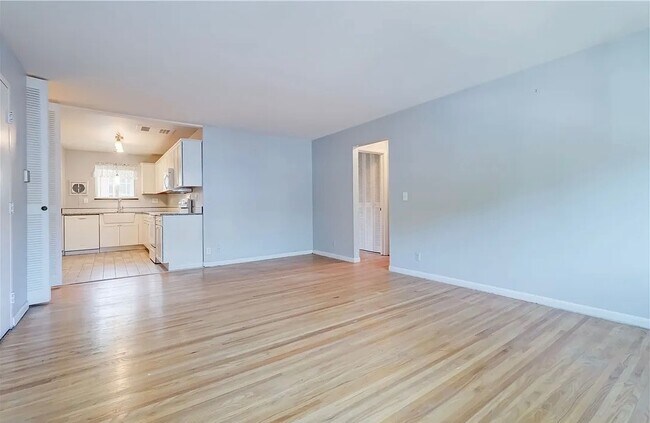 Foto del edificio - 2434 East Ave