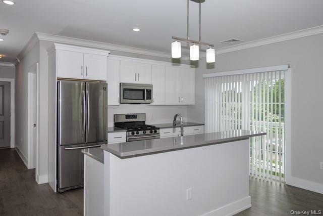 Foto del edificio - 75 Circle Dr