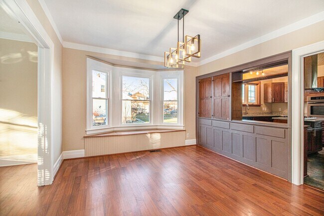 Foto del edificio - Charming Eastpointe Home - 3 bed/1 bath