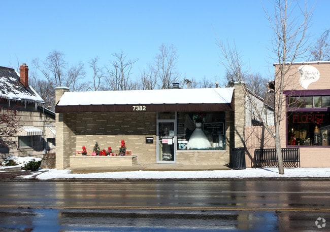 Building Photo - 7382 E Main St