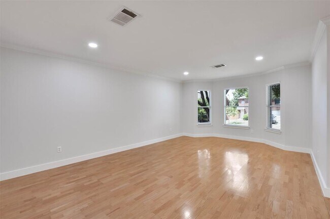 Foto del edificio - 10903 Claywood Dr